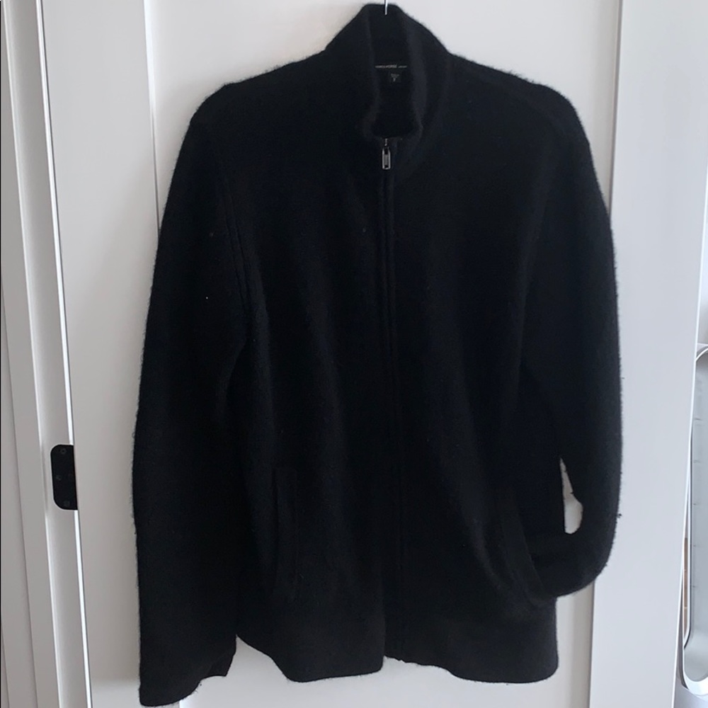 Zip sweater